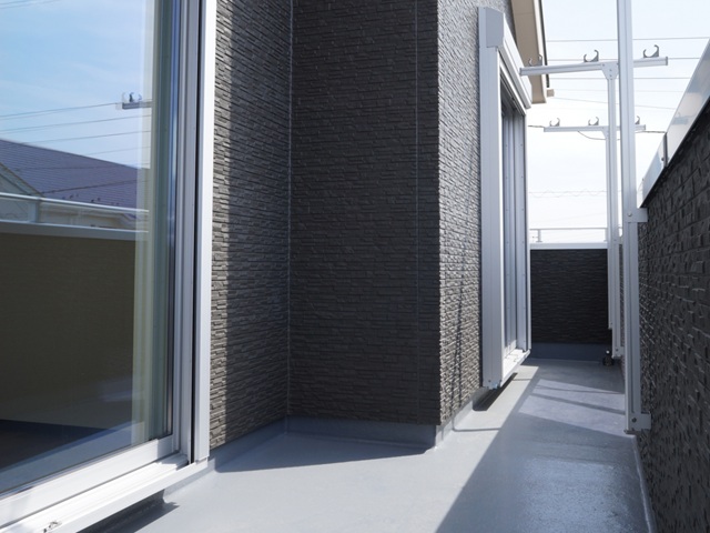 バルコニーはウレタン防水・FRP防水・シート防水