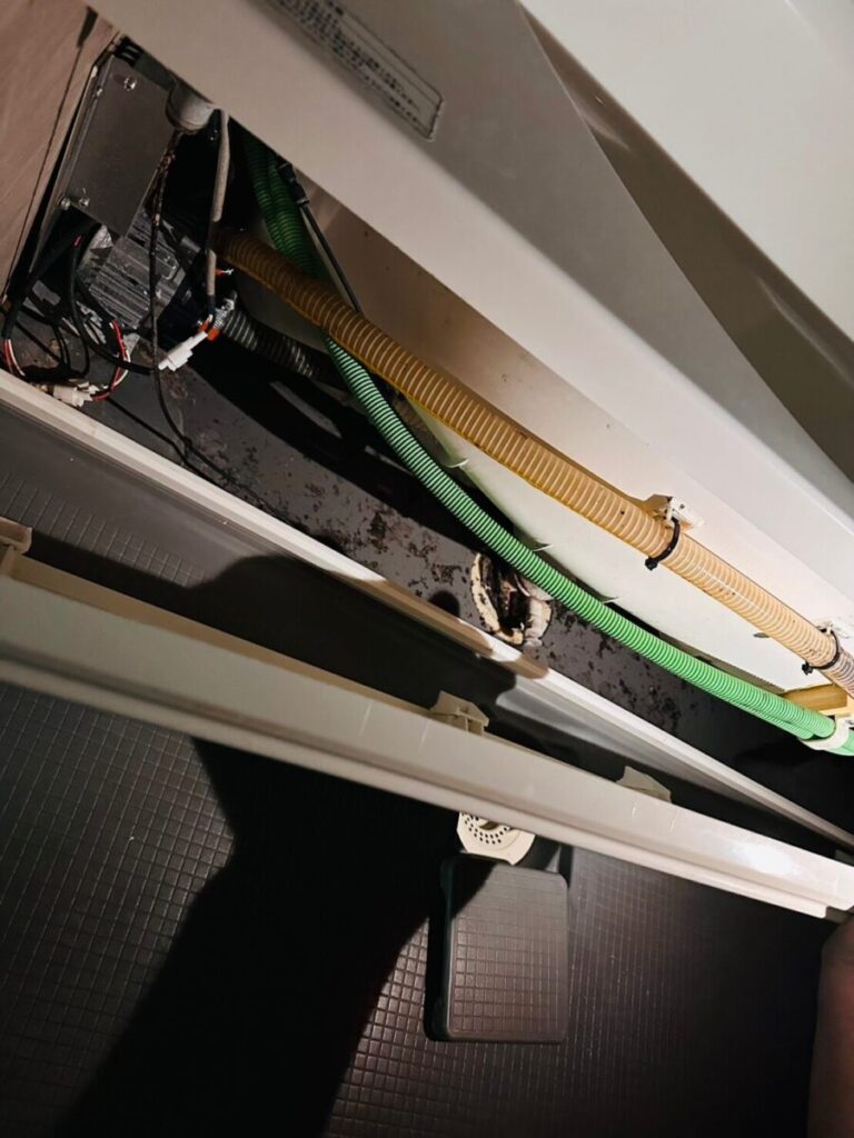 本庄市・K様|屋根塗装(スレート屋根)_棟板金シーリング